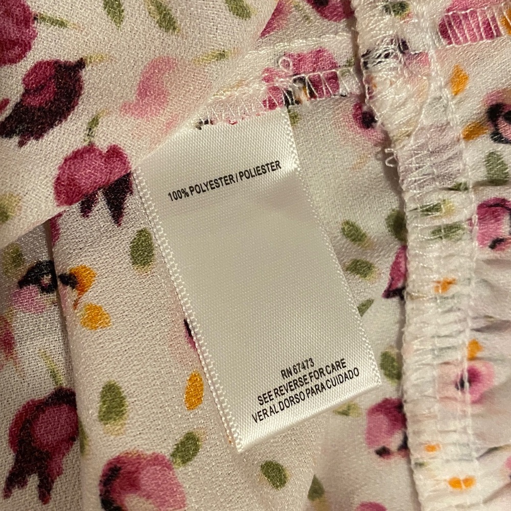 Maison Tara Floral Smocked Ruffle Dress Size 6 NWT - Picture 16 of 16